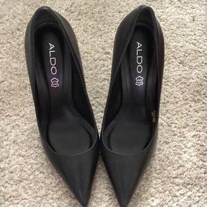 Black Aldo Pumps